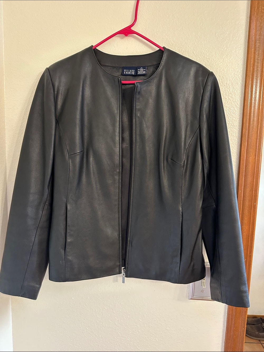 Hillard & Hanson Women’s Black Leather Jacket